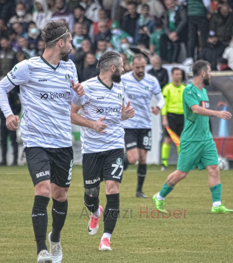 Sakaryaspor'da kayıp sürüyor