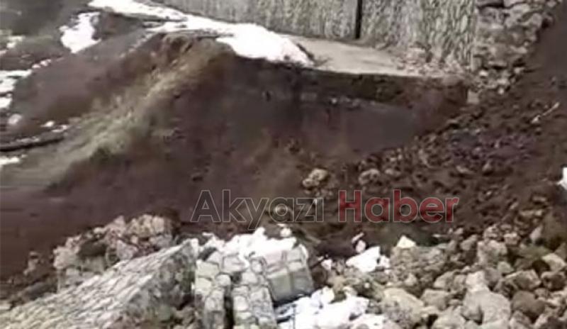 Beldibi'nde büyük heyelan