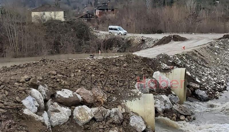 Beldibi'nde geçici köprü ulaşıma açıldı