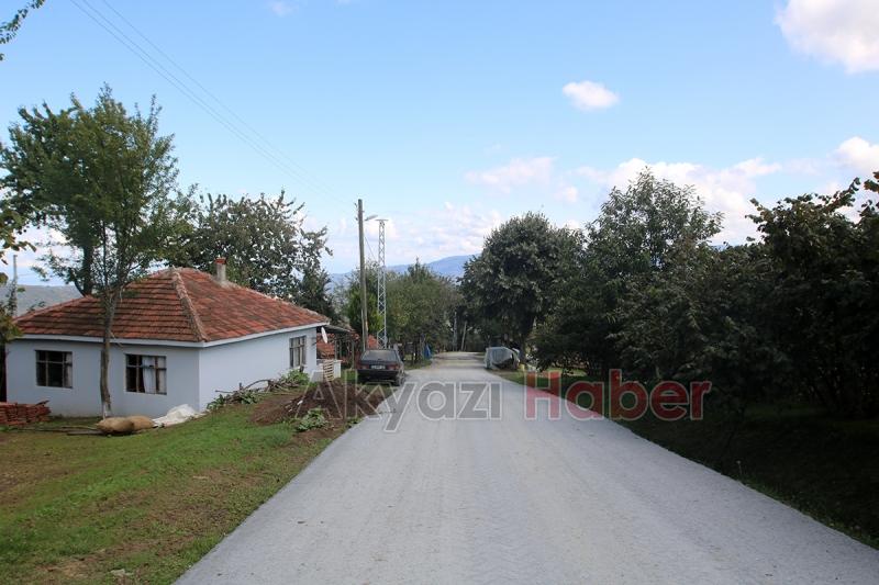 Akyazı'da yolları beton yol ile yenilenecek mahalleler açıklandı