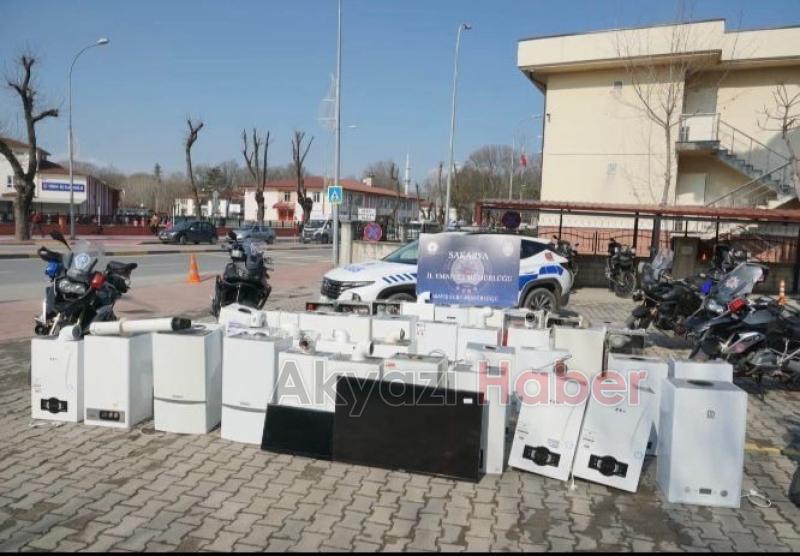 Kombi hırsızları adliyeye sevk edildi