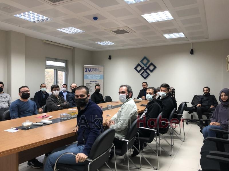 SAÜ Ortadoğu Enstitüsü’nde Yeni Döneme Hazırlık Toplantısı 