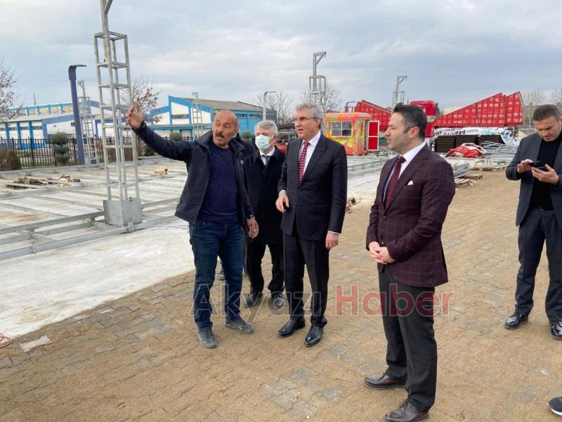 Şehrin yeni lunaparkı Sakarya Park’ta hızla yükseliyor