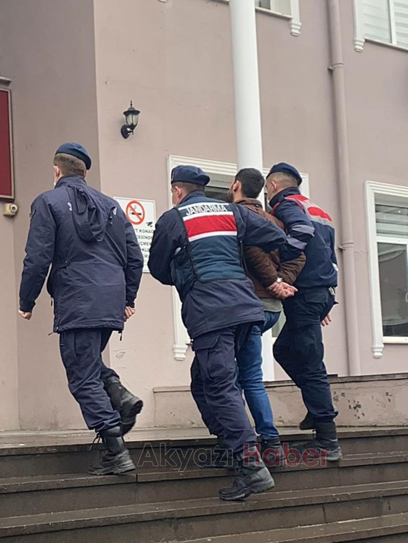 Azılı hırsız saklandığı sığınakta yakalandı