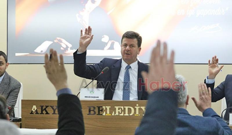 Akyazı hizmetin en güzelini hak ediyor