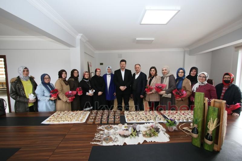 Kadınlar başımızın tacıdır