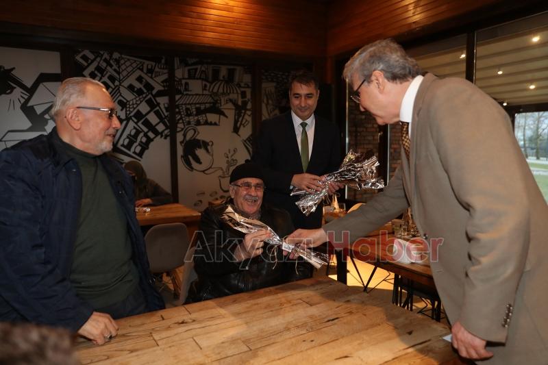 Yaşlılarımıza hizmet etmekten mutluluk duyuyoruz