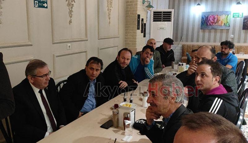 Akyazı'da spor kulüpleri yemekte buluştu