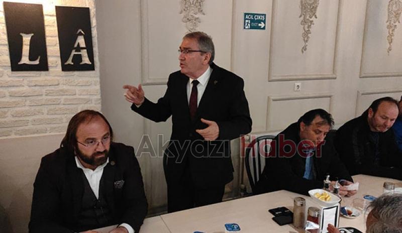 Akyazı'da spor kulüpleri yemekte buluştu