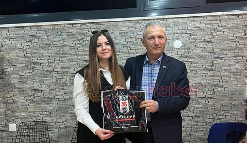 Ahmet Duman için veda yemeği düzenlendi