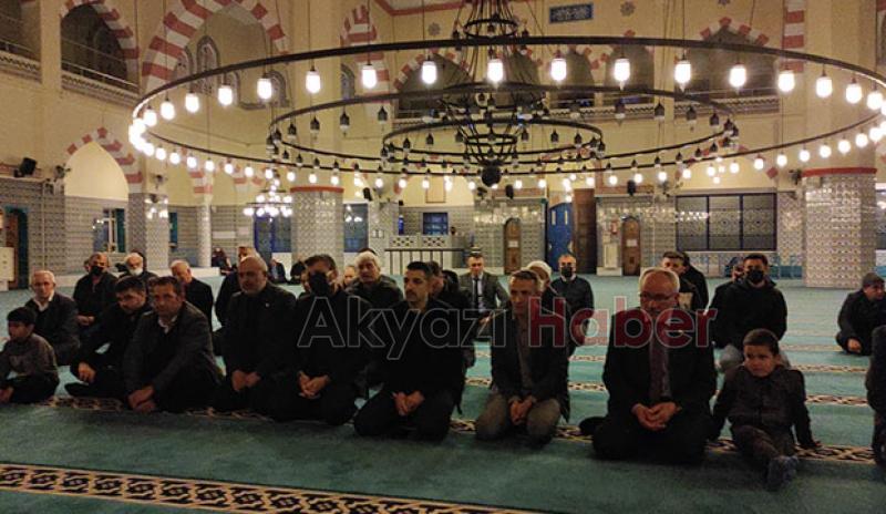 Muhsin Yazıcıoğlu Akyazı'da anıldı