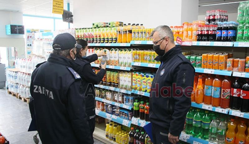 Akyazı da zincir marketlere ceza