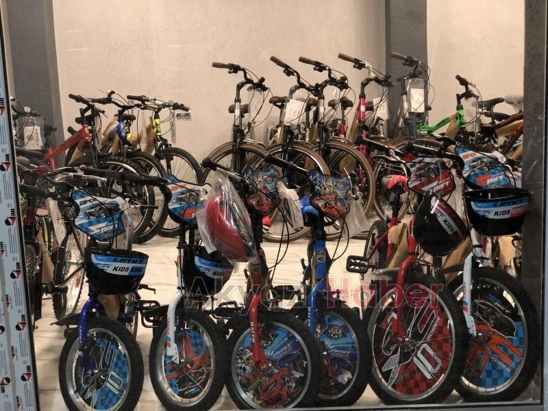 Yakıt Fiyatları Bezdirdi Şimdi Bisiklet Zamanı 