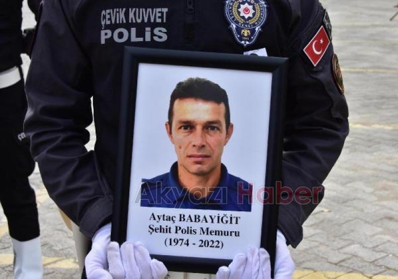 Polis merkezinde silah kazayla ateş aldı, polis memuru şehit oldu