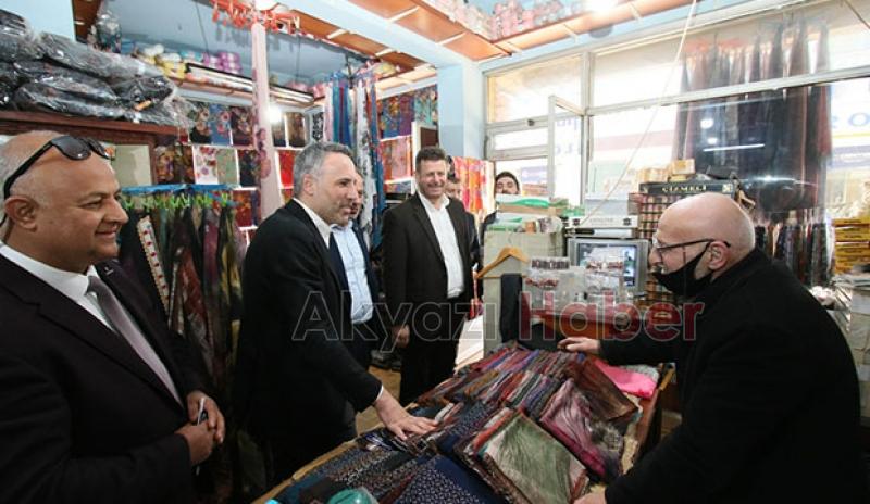 İlk günkü aşkla çalışıyoruz