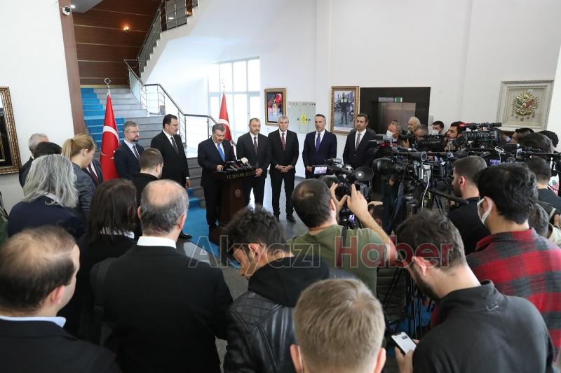 Maske zorunluluğu kalkıyor mu Bakan Koca'dan açıklama