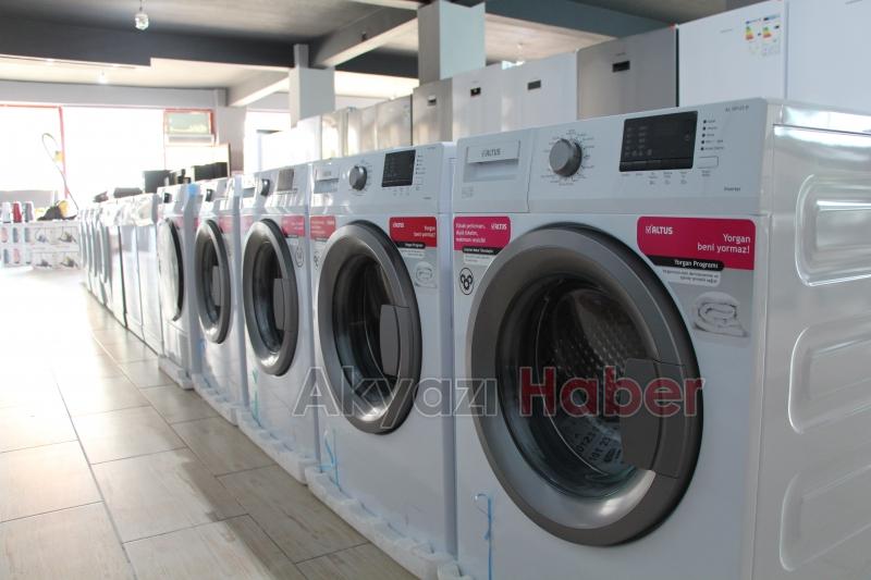 Mağaza Fiyatının Yarısına Alışveriş Yapmak İster misiniz?