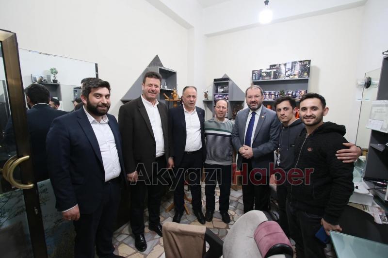  Esnaf ve vatandaşlarla bir araya geldiler