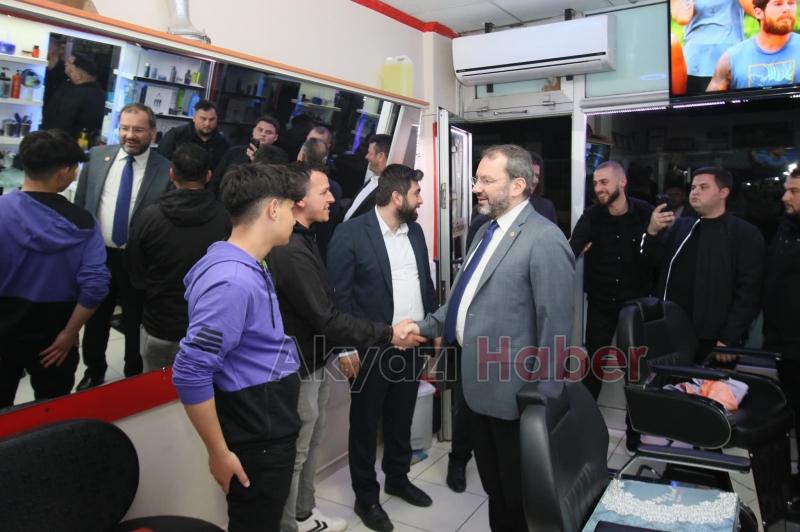  Esnaf ve vatandaşlarla bir araya geldiler