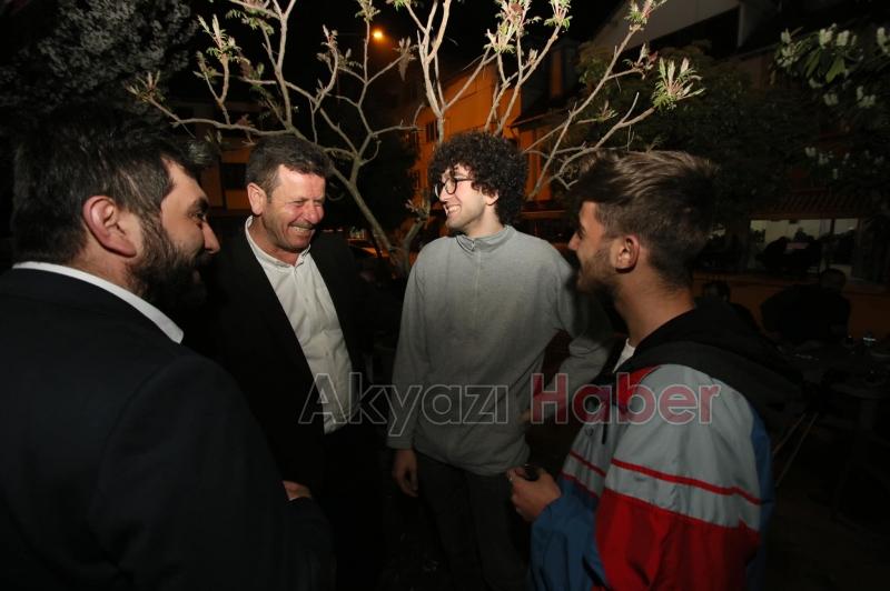  Esnaf ve vatandaşlarla bir araya geldiler