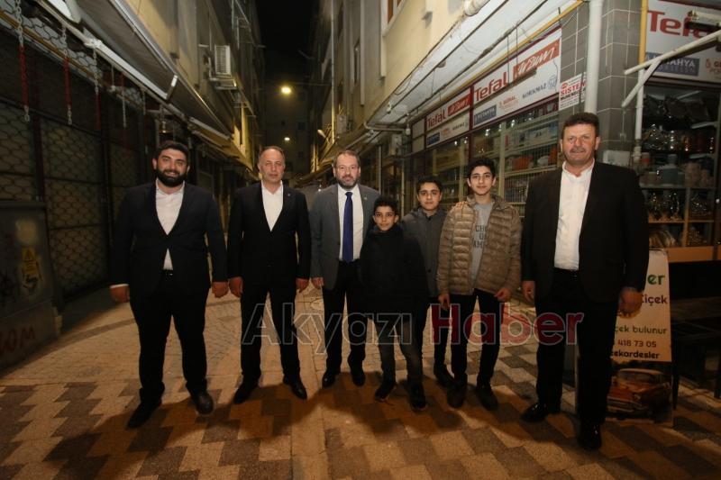  Esnaf ve vatandaşlarla bir araya geldiler