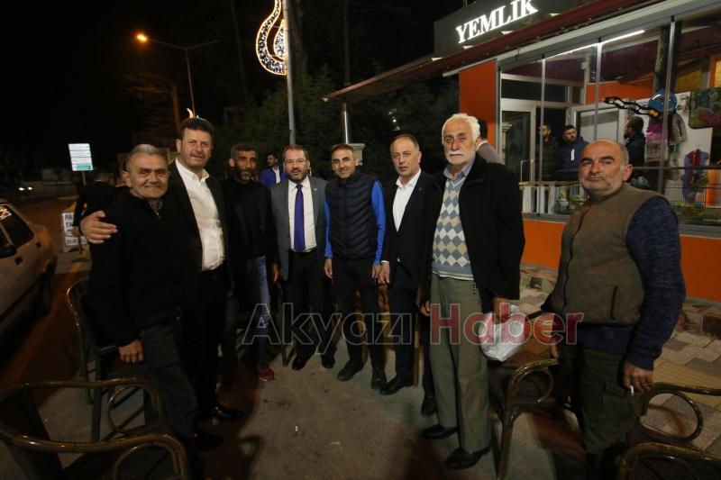  Esnaf ve vatandaşlarla bir araya geldiler