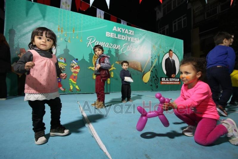 Akyazı'da 23 Nisan coşkusu