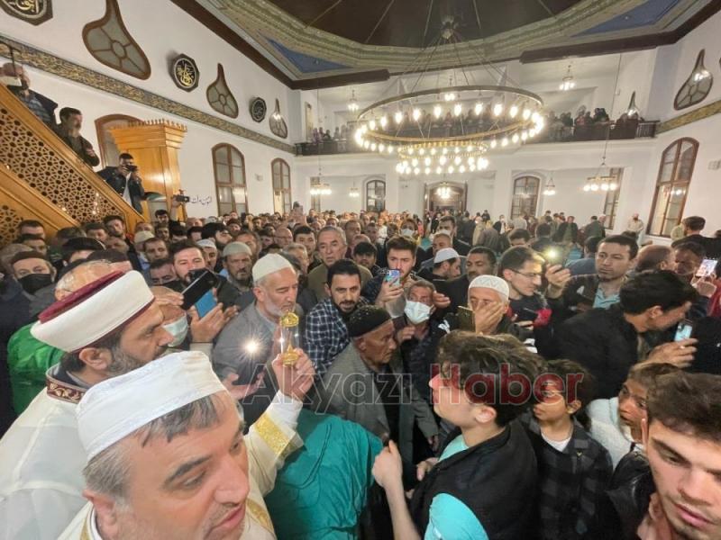 Sakal- I Şerif izdihamı