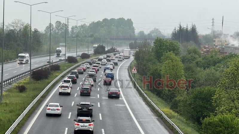 Otoyolda bayram yoğunluğu