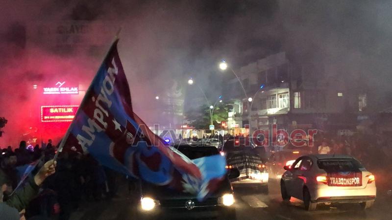 Akyazı'da şampiyonluk coşkusu