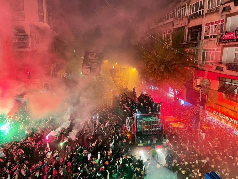 Şampiyonluk gecesinden unutulmaz kareler