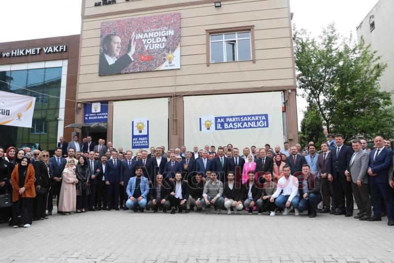 AK Parti Sakarya bayramlaştı