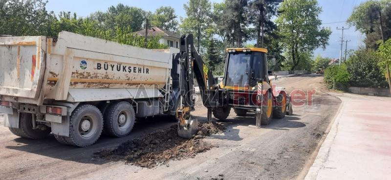 Akyazı Kuzuluk’ta örnek cadde