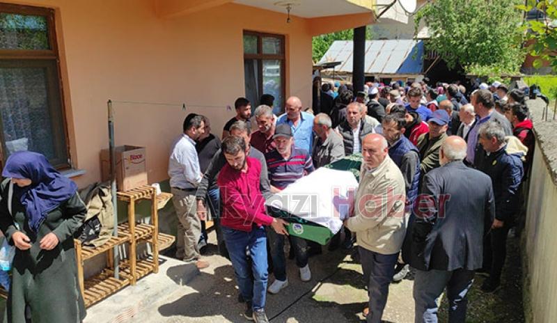  Uğur kaplan dualarla defnedildi