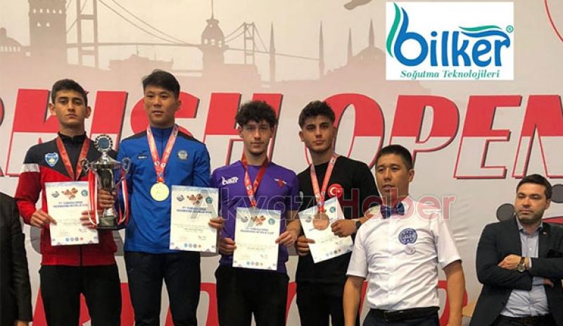 Akyazılı Kickboksçulardan 3 Dünya üçüncülüğü