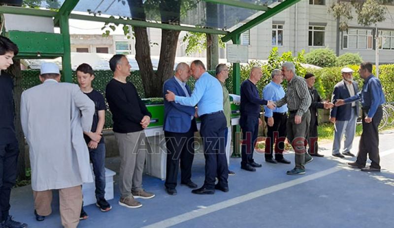 Emekli İmam Rami Özden defnedildi