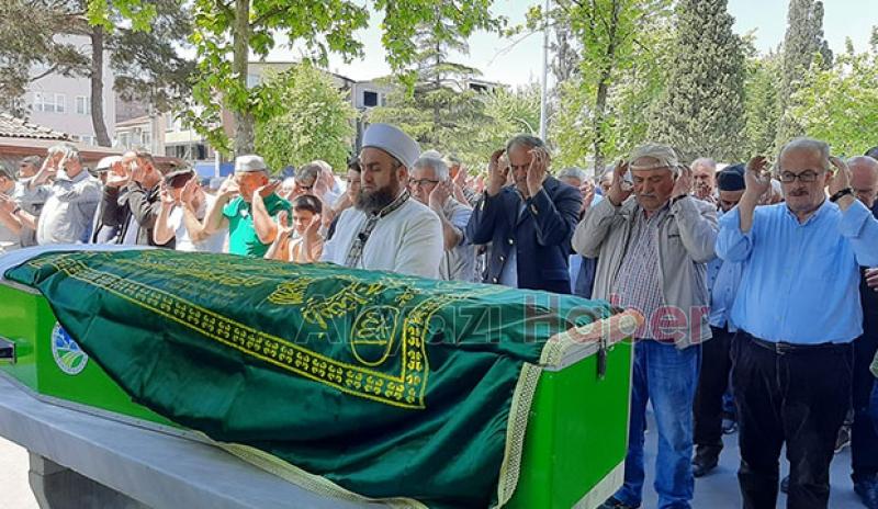 Emekli İmam Rami Özden defnedildi