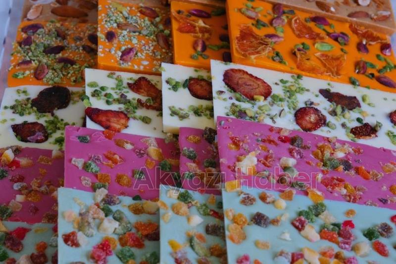 Büyükşehirin çikolata markası Nehir raflarda