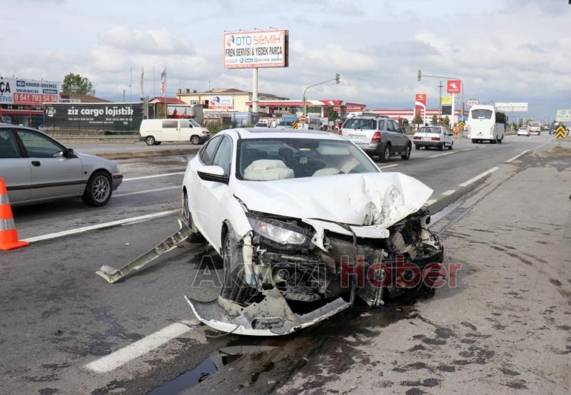 Hurdaya dönen otomobilden yara almadan kurtuldu