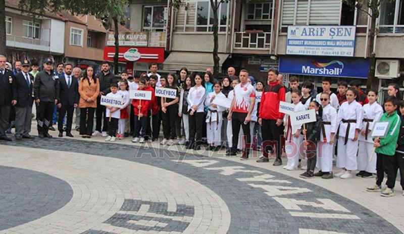 19 Mayıs Akyazı'da coşkuyla kutlandı