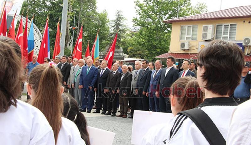 19 Mayıs Akyazı'da coşkuyla kutlandı