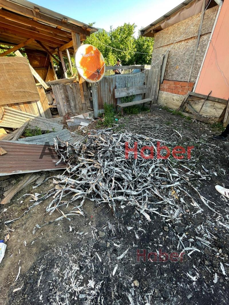 Kablo hırsızları fotokapanla yakalandı