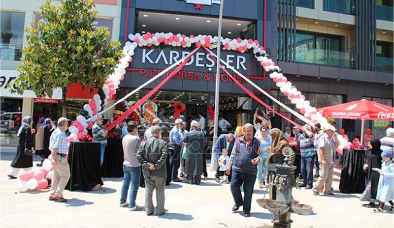 Yenilenen Yüzüyle Kardeşler Pide Sizlerle
