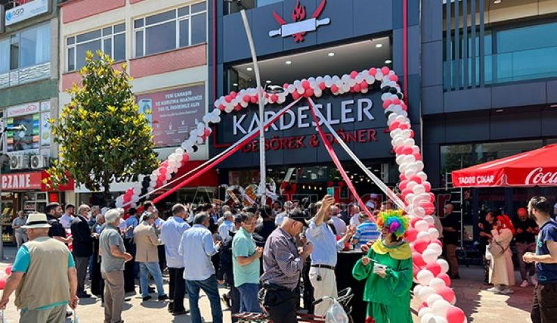 Yenilenen Yüzüyle Kardeşler Pide Sizlerle