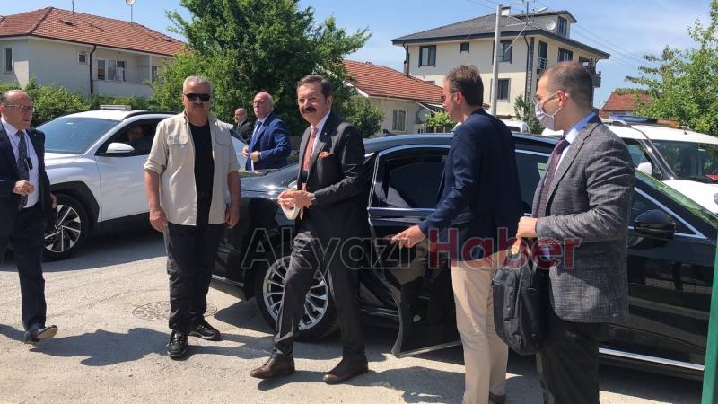 TOBB Hüsamettin Bayraktar Ortaokulu'nun açılışı yapıldı