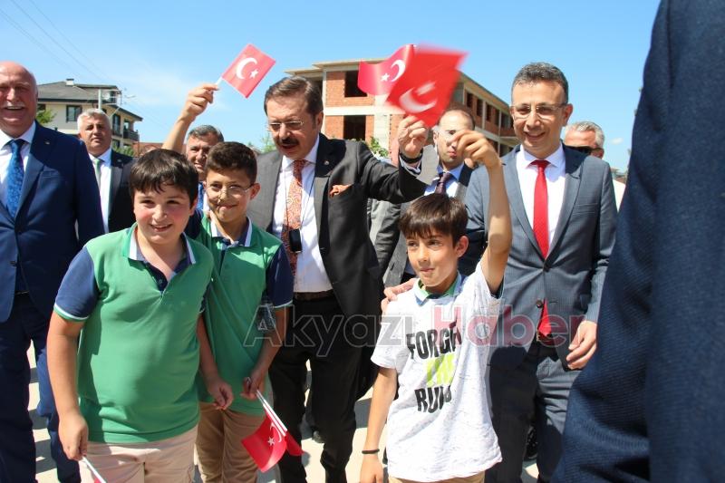 TOBB Hüsamettin Bayraktar Ortaokulu'nun açılışı yapıldı
