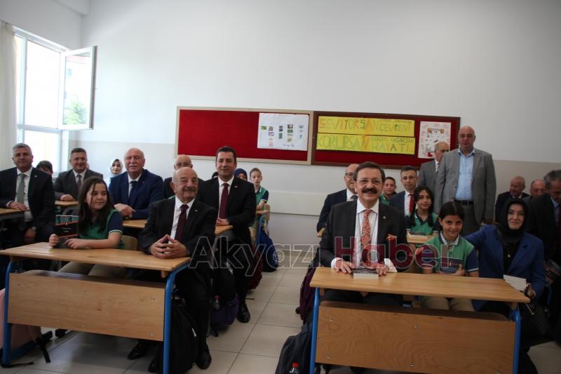 TOBB Hüsamettin Bayraktar Ortaokulu'nun açılışı yapıldı