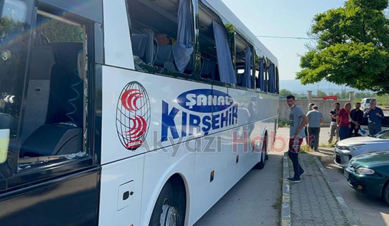 Taraftarlar otobanı savaş alanına çevirdi