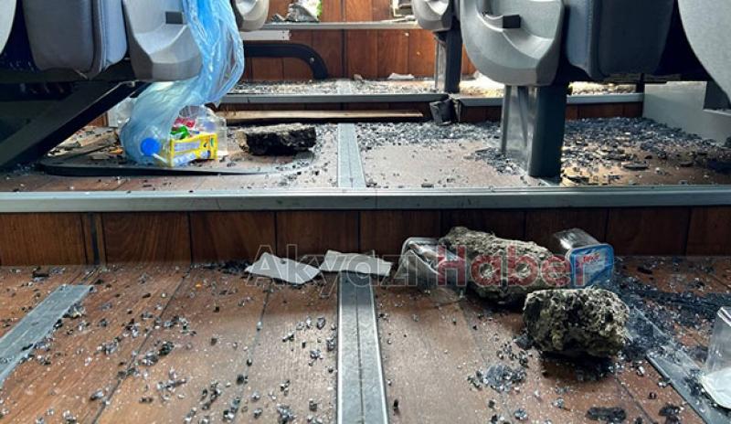 Taraftarlar otobanı savaş alanına çevirdi