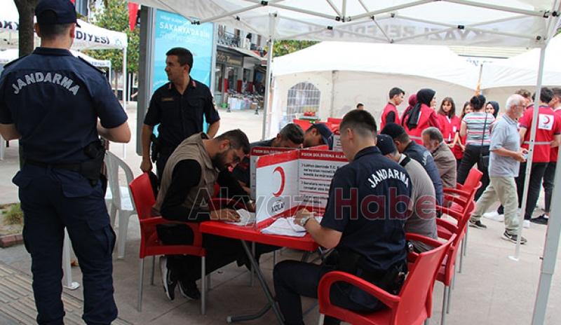 Akyazı İlçe Jandarma'dan kan bağışına destek
